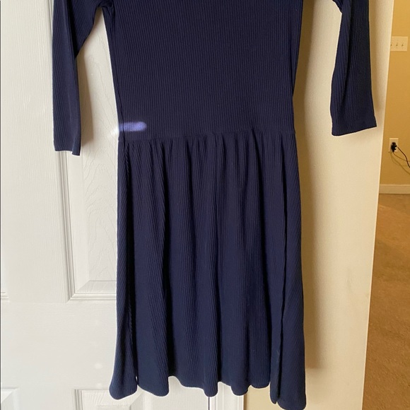 Small Forever 21 dress - Picture 2 of 3